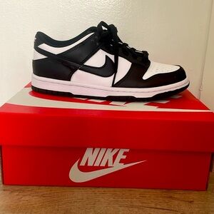 Nike dunks boy size